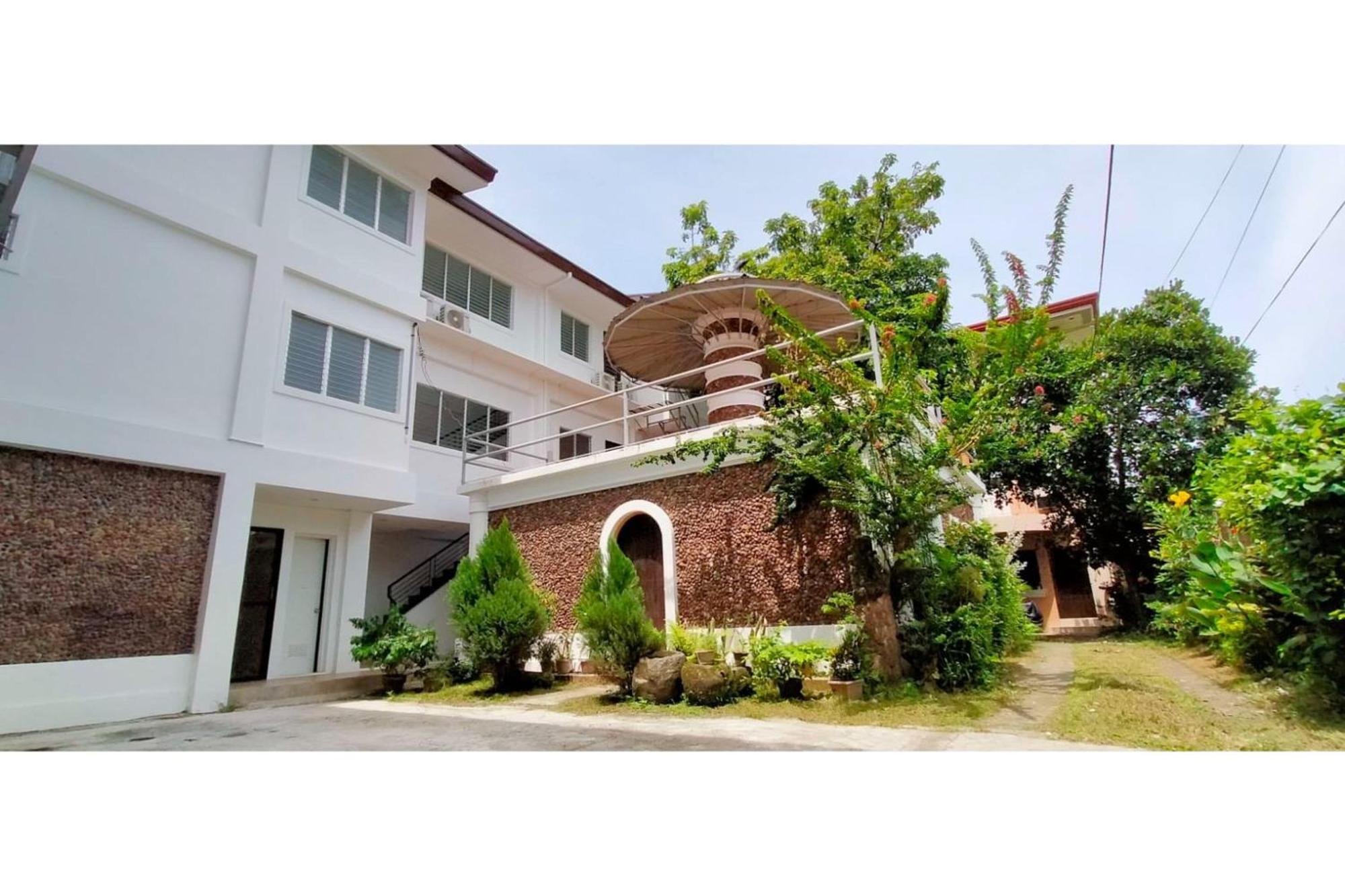 Hotel Oyo 799 Ddd Habitat Iloilo Exterior foto